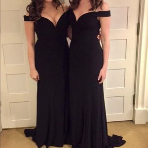 Size 4, Like New Adrianna Papell Gown! Like New